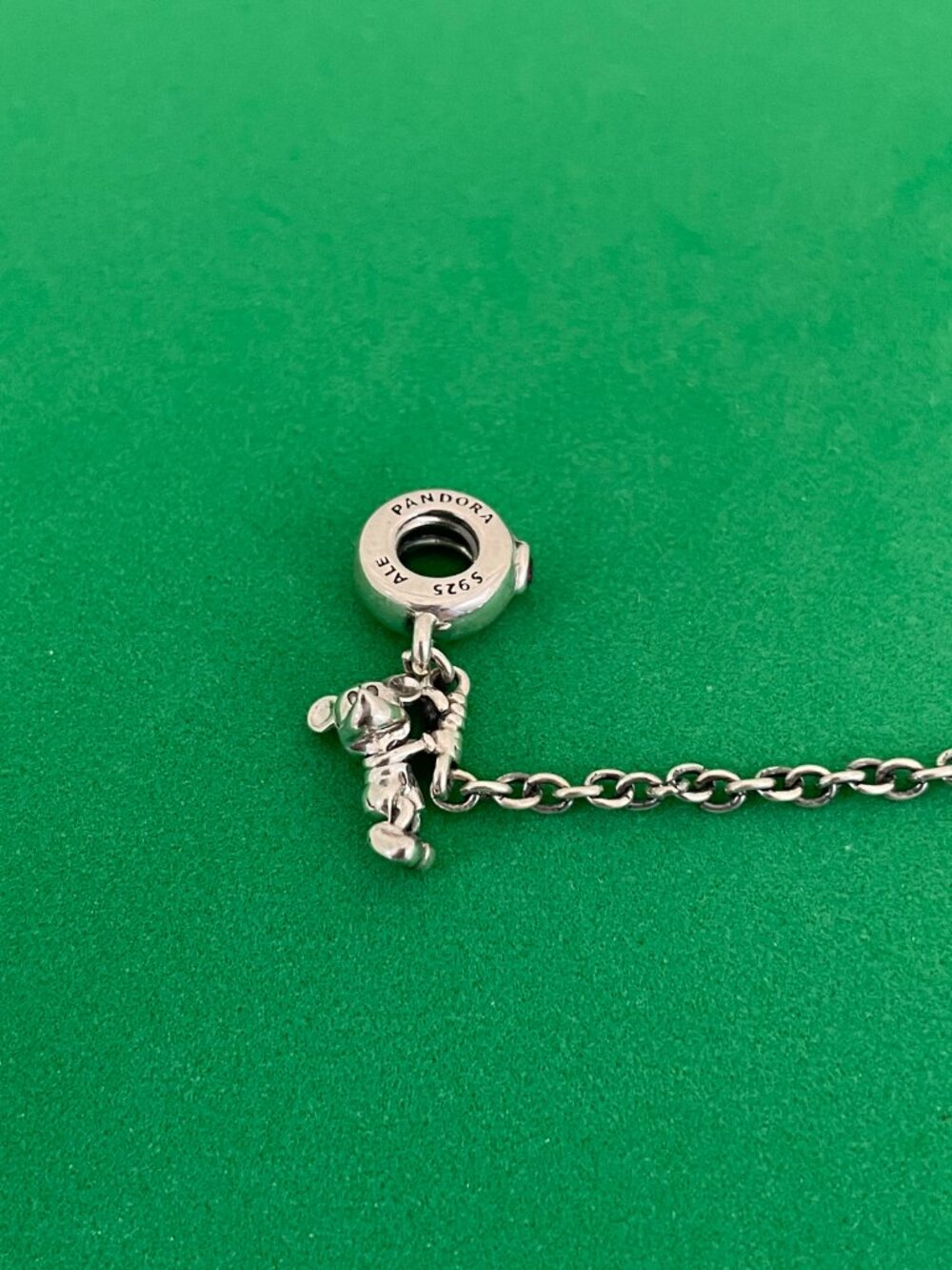 Pandora Disney, Climbing Mickey Safety Chain, Red CZ Sterling silver Charm - Picture 4 of 6